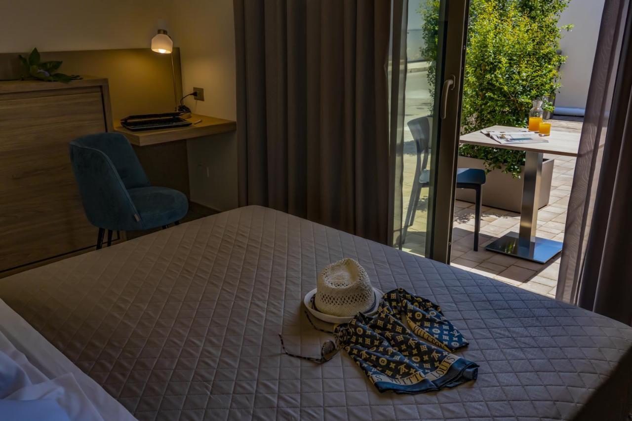 10 Catalani Rooms Porto Cesareo Exterior photo