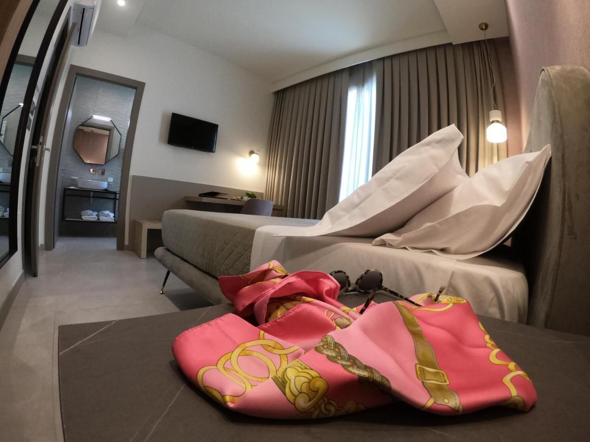 10 Catalani Rooms Porto Cesareo Exterior photo