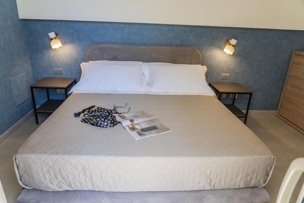 10 Catalani Rooms Porto Cesareo Exterior photo